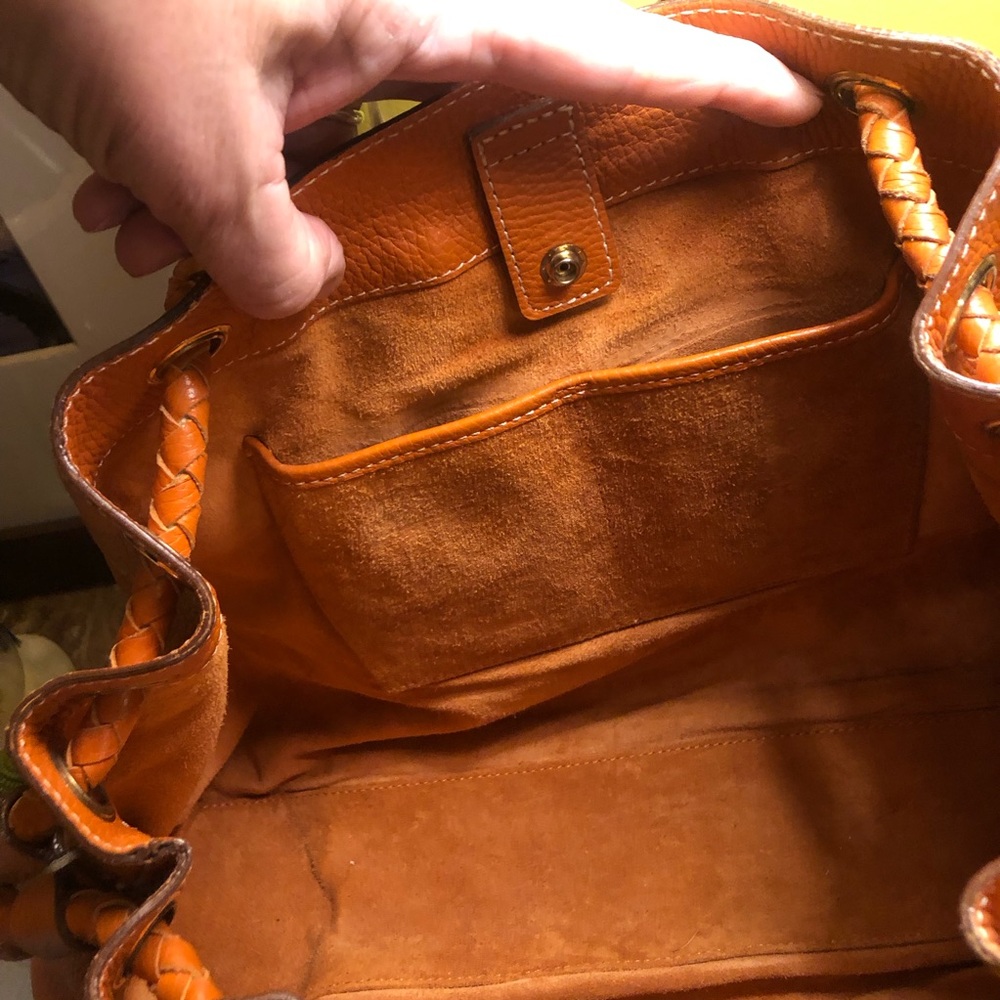 Anya Hindmarch of London! Gorgeous Orange Leather Shoulder Bag - Picture 10 of 16
